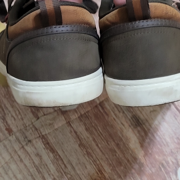 Levi's brown suede sneakers - Picture 5 of 7